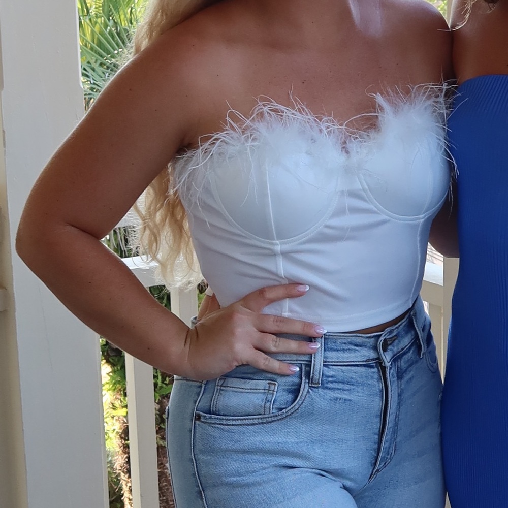 Strapless feather top